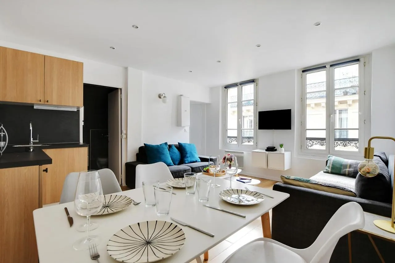 Cmg Duplex Rambuteau Gravilliers 4 Apartment Paris